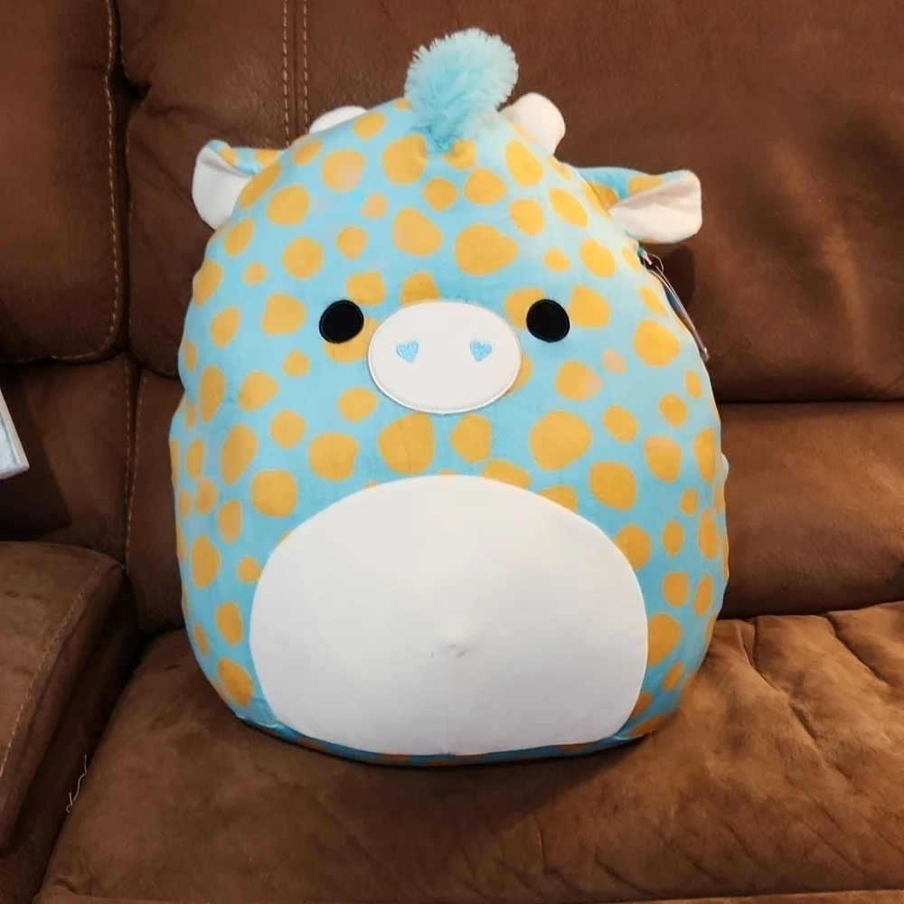 Parson giraffe Squishmallows  S16 NWT Valentines day blue giraffe